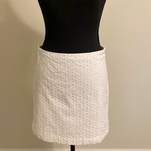 Vineyard vines white embroidered skirt
